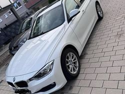 Weiß Gebraucht 2012 BMW 320 Kombi | 9.500 € (Fairer Preis)