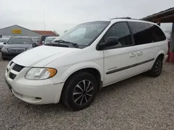 Weiß Gebraucht 2001 Dodge Grand Caravan Van / Kleinbus | 2.700 €