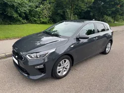 Grau Gebraucht 2019 Kia Ceed Sportswagon Vision Kombi | 16.500 € (Superpreis)