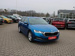 Blau Gebraucht 2021 Skoda Octavia Style Kombi | 21.930 € (Fairer Preis)