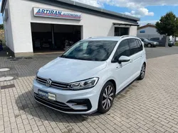 Silber Gebraucht 2018 VW Touran Join Van / Kleinbus | 19.999 € (Fairer Preis)