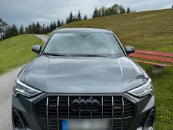 Grau Gebraucht 2020 Audi Q3 S-Line SUV | 31.500 € (Fairer Preis)