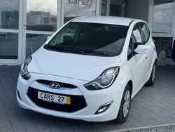 Weiß Gebraucht 2013 Hyundai ix20 Van / Kleinbus | 9.790 € (Fairer Preis)
