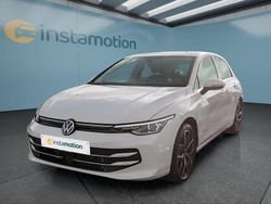 Weiß Gebraucht 2024 VW Golf VIII Kleinwagen | 29.949 € (Fairer Preis)
