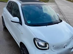 Weiß Gebraucht 2017 Smart ForFour Electric Drive Kleinwagen | 8.099 € (Fairer Preis)