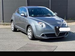 Grau Gebraucht 2009 Alfa Romeo MiTo Kleinwagen | 2.000 €