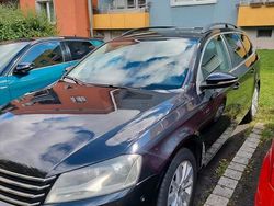 Schwarz Gebraucht 2011 VW Passat Kombi | 5.000 € (Fairer Preis)