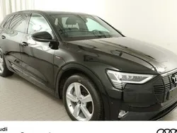 Schwarz Gebraucht 2022 Audi Q8 e-tron Advanced Plus SUV | 33.877 €