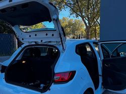 Weiß Gebraucht 2014 Renault Clio IV Kleinwagen | 5.400 €