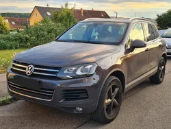 Grau Gebraucht 2011 VW Touareg SUV | 11.990 € (Guter Preis)
