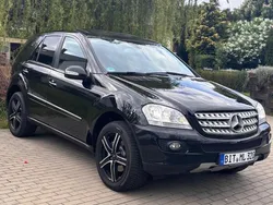 Schwarz Gebraucht 2007 Mercedes ML320 SUV | 10.200 € (Etwas zu teuer)