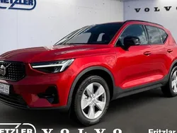 Fusion red / metallic Gebraucht 2023 Volvo XC40 Plus SUV | 39.350 € (Etwas zu teuer)