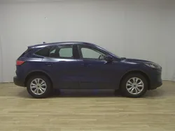 Blau Gebraucht 2021 Ford Kuga Cool & Connect SUV | 13.980 € (Fairer Preis)