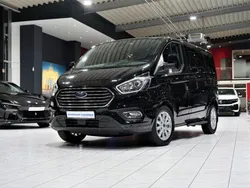 Schwarz Gebraucht 2023 Ford Tourneo Custom Titanium Van / Kleinbus | 37.980 €