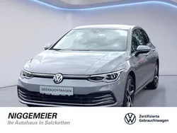 Mondstein grau Gebraucht 2021 VW Golf VIII Active Limousine | 24.490 € (Fairer Preis)