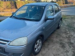Grau Gebraucht 2005 Opel Corsa Kleinwagen | 990 €