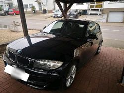 Schwarz Gebraucht 2007 BMW 118 Coupé Coupé | 4.100 € (Fairer Preis)