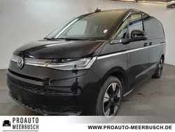 Deep black perleffekt Gebraucht 2023 VW T7 Style Van | 53.800 € (Etwas zu teuer)