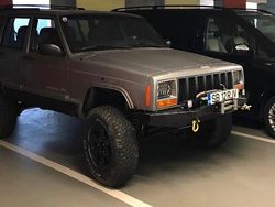 Grau Gebraucht 2000 Jeep Cherokee Overland SUV | 9.980 €