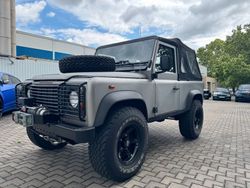 Grau Gebraucht 2004 Land Rover Defender SUV | 42.990 € (Teuer)