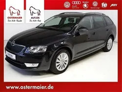 Schwarz metallic Gebraucht 2016 Skoda Octavia Ambition Kombi | 19.960 € (Teuer)