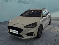 Weiß Gebraucht 2021 Ford Focus ST-Line Kombi | 20.499 € (Teuer)