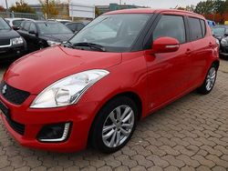 Rot Gebraucht 2016 Suzuki Swift Comfort Limousine | 5.990 €
