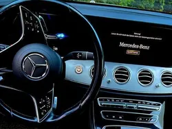 Weiß Gebraucht 2021 Mercedes E220 Exclusive Kombi | 26.499 €