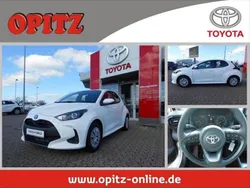 Weiß Gebraucht 2023 Toyota Yaris Hybrid Comfort Kleinwagen | 19.420 € (Guter Preis)