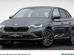 Graphitegrau metallic Neu 2025 Skoda Scala Tour Kleinwagen | 26.690 € (Teuer)
