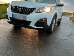 Weiß Gebraucht 2017 Peugeot 3008 SUV | 12.450 € (Guter Preis)