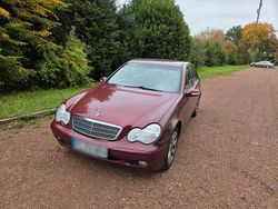 Rot Gebraucht 2001 Mercedes C180 Limousine | 1.599 € (Superpreis)