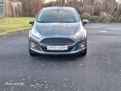 Grau Gebraucht 2017 Ford Fiesta Titanium Kleinwagen | 6.099 € (Superpreis)