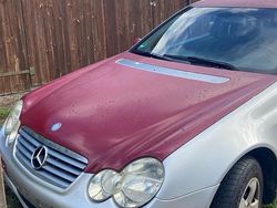 Andere farben Gebraucht 2005 Mercedes C180 Coupé | 900 € (Guter Preis)