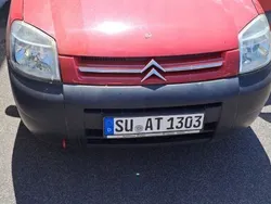 Rot Gebraucht 2009 Citroën Berlingo Advance Van / Kleinbus | 1.600 €