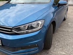 Blau Gebraucht 2018 VW Touran Van / Kleinbus | 21.000 € (Etwas zu teuer)