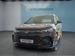 Schwarz Neu 2025 VW Tiguan SUV | 65.399 €