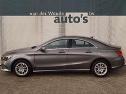 Grau Gebraucht 2017 Mercedes CLA180 Edition Limousine | 15.705 € (Fairer Preis)