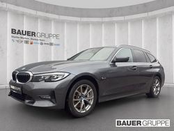 Grau Gebraucht 2022 BMW 330e Sport Line Kombi | 30.930 € (Teuer)