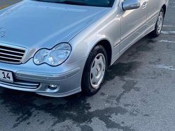 Silber Gebraucht 2006 Mercedes C220 Kombi | 3.600 €