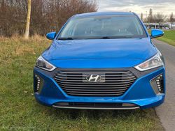 Blau Gebraucht 2017 Hyundai Ioniq Kleinwagen | 13.099 € (Guter Preis)