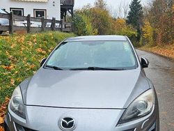 Silber Gebraucht 2011 Mazda 3 Sports-Line Limousine | 3.850 €