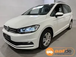 Weiss Gebraucht 2022 VW Touran Comfortline Van / Kleinbus | 17.950 € (Etwas zu teuer)