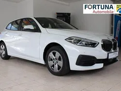 Weiß Gebraucht 2022 BMW 118 Advantage Kleinwagen | 19.980 € (Guter Preis)