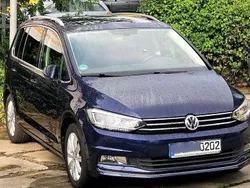 Atlantic blue metallic Gebraucht 2017 VW Touran Highline Van / Kleinbus | 20.790 € (Fairer Preis)