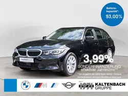 Schwarz Gebraucht 2022 BMW 320e Advantage Kombi | 23.590 € (Guter Preis)