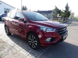 Rot Gebraucht 2019 Ford Kuga ST-Line SUV | 18.950 € (Fairer Preis)