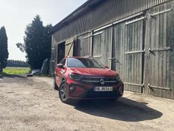 Rot Gebraucht 2022 VW Taigo R-line SUV | 21.490 € (Guter Preis)