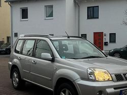 Silber Gebraucht 2004 Nissan X-Trail SUV | 1.750 € (Guter Preis)