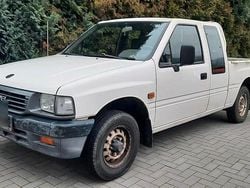 Weiß Gebraucht 1995 Opel Campo Abholung | 1.900 €